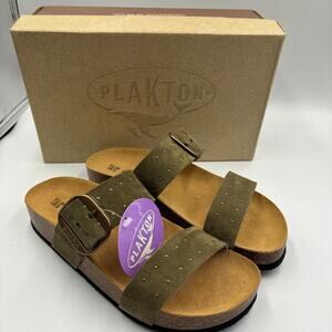 Plakton New Claire Suede Slide Sandals Soft Green Comfort 39 8 Brass Studs